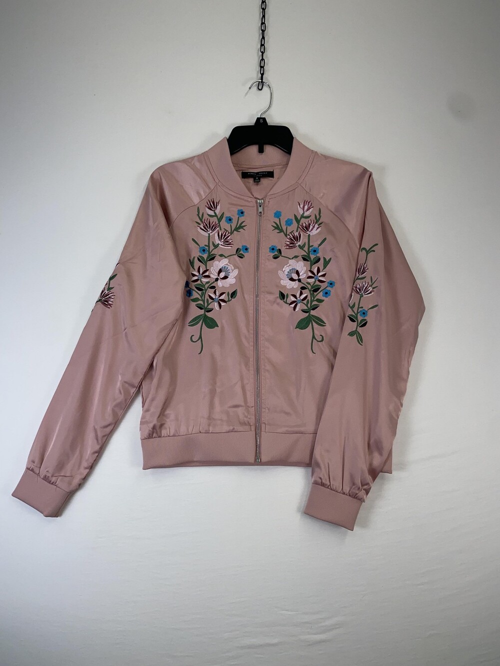 Romeo & Juliet Couture Jacket Womens Medium Pink Embroidered Floral Satin Bomber